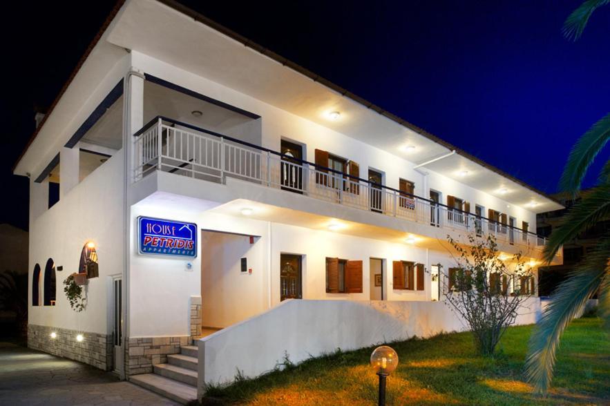 Aparthotel House Petridis Metamorfosi  Esterno foto